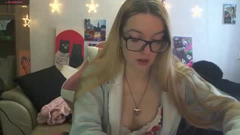 SophiaSonata online show from February 2026 09:05:01 AM