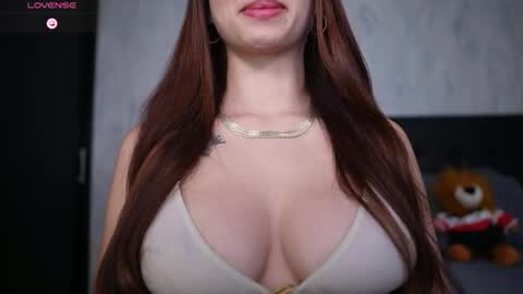 Sophy online show from November 2025 01:19:01 AM