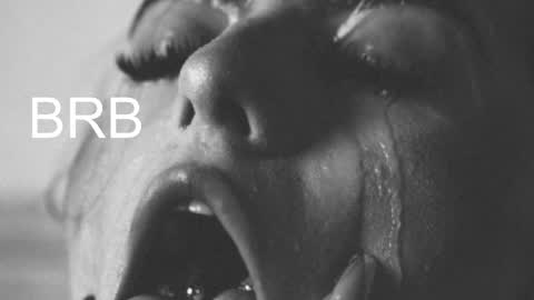 sophicollins online show from March 2026 11:06:01 AM