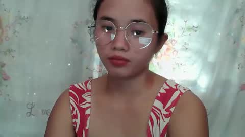 sophie_193 online show from April 2026 03:10:02 AM