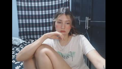 sophie online show from February 2025 03:45:01 AM