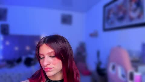 Snapshot of sophie_dolly_ chatting on May 2026 05:37:02 AM sophie doll online show from May 2026 05:37:02 AM
