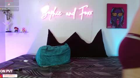 SOPHIE - FOXX online show from April 2026 01:00:02 AM