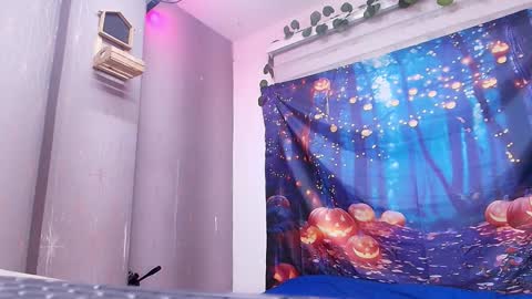 sophie online show from October 2025 11:54:01 AM