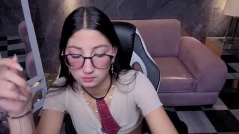 sophie_jones_b online show from February 2026 01:12:02 PM