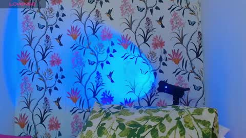 Sophie or Sof online show from February 2025 05:34:01 PM