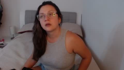 Snapshot of sophie_lopez1 chatting on July 2026 04:16:01 AM Sofa online show from July 2026 04:16:01 AM