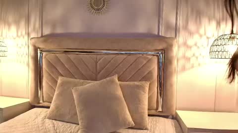 Sofia  online show from March 2025 09:59:01 PM