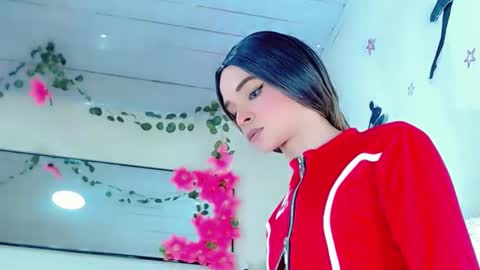 Snapshot of sophie_miaa chatting on January 2025 07:43:01 PM sophie_miaa online show from January 2025 07:43:01 PM
