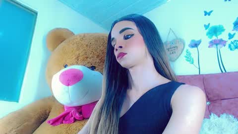 Snapshot of sophie_miaa chatting on February 2025 05:50:01 PM sophie_miaa online show from February 2025 05:50:01 PM