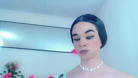 Snapshot of sophie_miaa chatting on March 2025 03:43:02 AM sophie_miaa online show from March 2025 03:43:02 AM