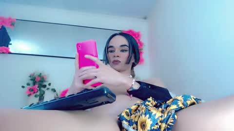 Snapshot of sophie_miaa chatting on March 2025 03:34:02 AM sophie_miaa online show from March 2025 03:34:02 AM