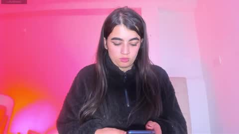 sophie online show from October 2025 06:52:01 AM