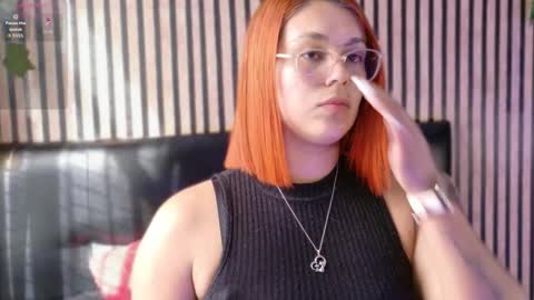 sophie_new25 online show from October 2025 12:49:02 PM