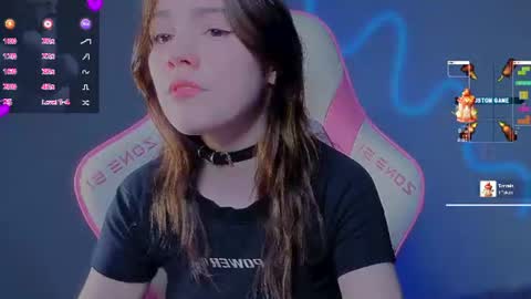 sophie_nomenal_ online show from July 2026 06:27:02 PM