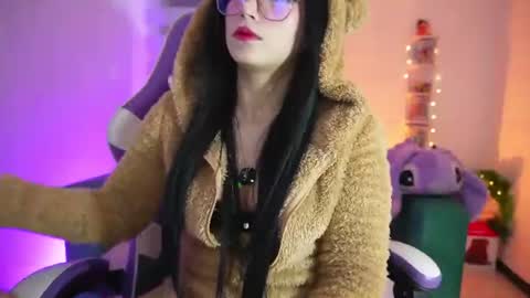 Snapshot of sophie_soft69 chatting on July 2026 04:51:02 AM sophie_soft69 online show from July 2026 04:51:02 AM