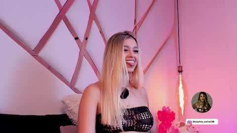 Sophie online show from March 2026 08:01:01 PM