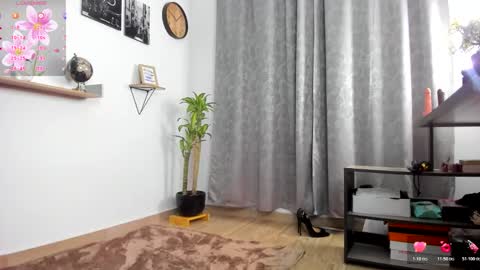 sophiebaker__ online show from November 2025 03:06:02 AM