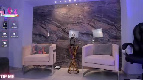 Sophie online show from September 2025 11:31:02 PM