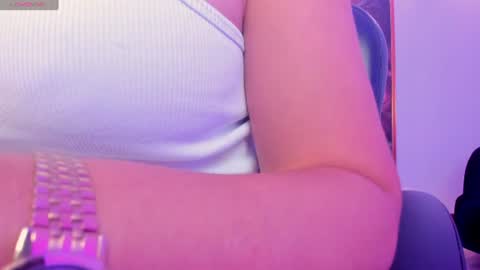 Snapshot of sophiebarnett_ chatting on July 2026 11:41:02 PM Sophie online show from July 2026 11:41:02 PM