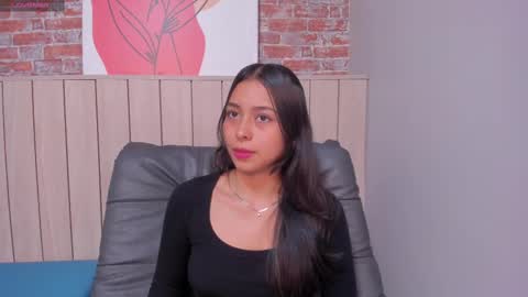 Sophie online show from February 2025 12:00:02 PM