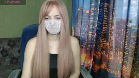 Sophie online show from April 2026 09:13:01 AM