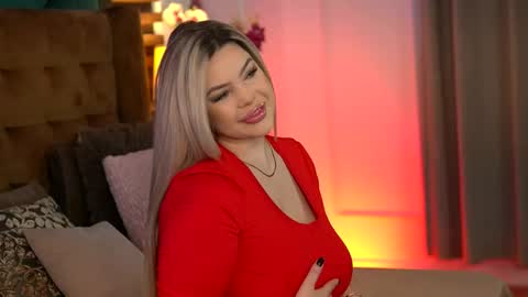 Sophie online show from February 2026 07:19:01 AM