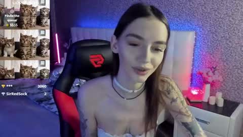 Sophie online show from March 2025 01:08:01 PM