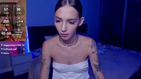 Sophie online show from October 2025 11:30:01 AM