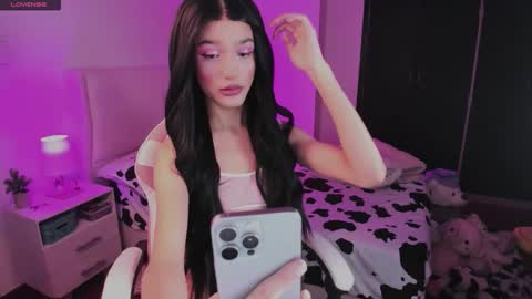    online show from November 2025 06:57:01 AM