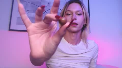 Snapshot of sophiediamond_x chatting on October 2025 11:44:02 AM sophiediamond_x online show from October 2025 11:44:02 AM