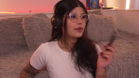 Sophiee  online show from January 2026 09:18:02 PM