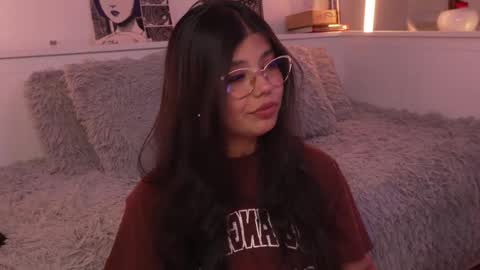 Sophiee  online show from March 2026 04:07:02 AM