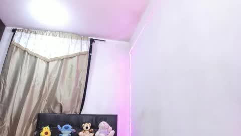 Snapshot of sophiee_grey chatting on May 2026 01:32:02 AM sophiee_grey online show from May 2026 01:32:02 AM