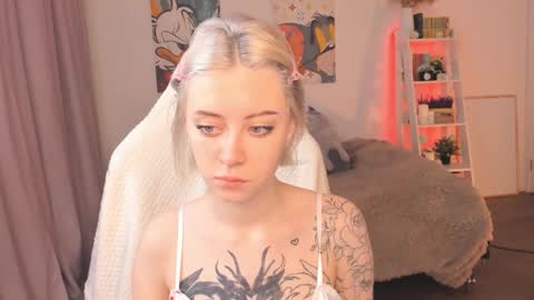 Sophie  online show from February 2025 03:53:01 AM