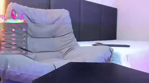 sophieharris__ online show from September 2025 08:09:01 PM