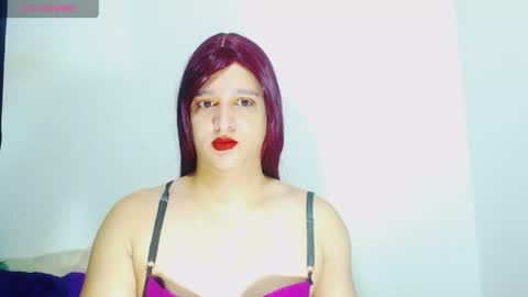 sophiehillsxo online show from May 2026 10:30:01 AM