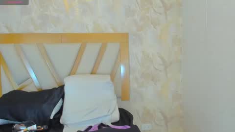 Sophie online show from November 2025 12:38:02 PM