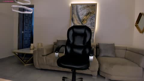 Snapshot of sophiepalmerx chatting on January 2025 01:41:02 PM Sophie Palmer online show from January 2025 01:41:02 PM