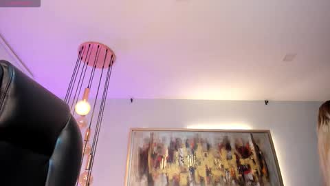 Sophie  Palmer online show from February 2026 10:59:01 AM