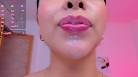 sophierooy online show from September 2025 03:37:01 PM