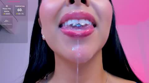 sophierooy online show from December 2025 10:48:01 PM