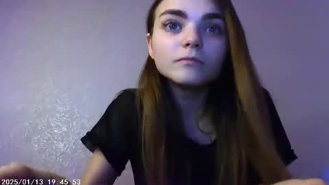 Sophie and my bestie Mandy    online show from January 2025 09:29:02 PM