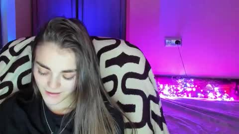 Sophie and my bestie Mandy    online show from January 2026 06:23:01 PM