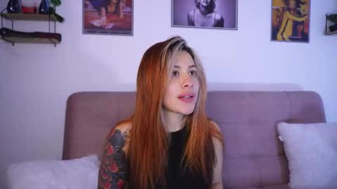 Sophiie online show from October 2025 11:33:02 AM