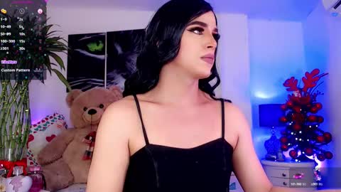 Sophie Sweet online show from December 2024 11:44:01 AM