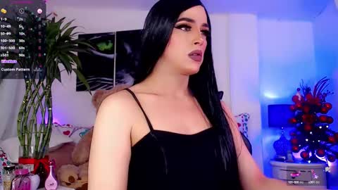 Sophie Sweet online show from December 2024 07:03:02 AM