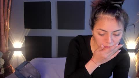 SOPHY ROGERS online show from February 2025 11:55:01 AM