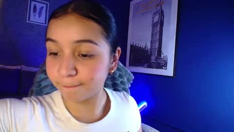 Sophy  online show from February 2026 07:23:01 PM