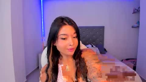 Sophy Bunny online show from December 2025 02:14:02 PM